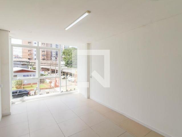 Apartamento aluguel em Região Geográfica Imediata de Porto Alegre, Região Metropolitana de Porto Alegre