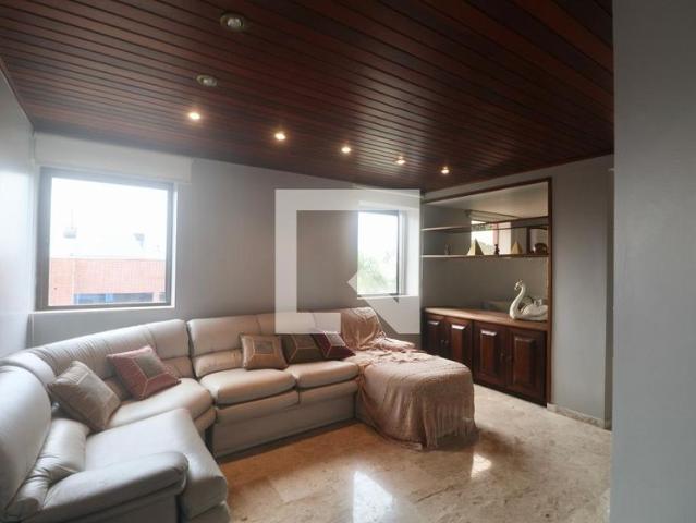Apartamento aluguel em Região Imediata de Santos, Região Metropolitana da Baixada Santista