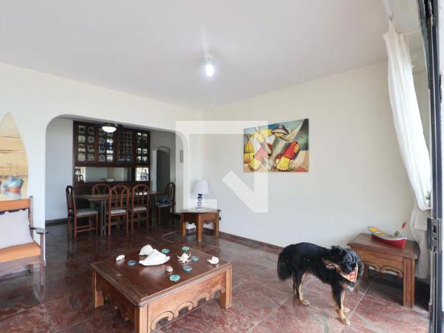 Apartamento aluguel em Região Imediata de Santos, Região Metropolitana da Baixada Santista