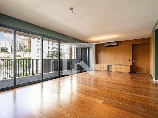 Apartamento aluguel em Região Imediata de São Paulo, Região Metropolitana de São Paulo