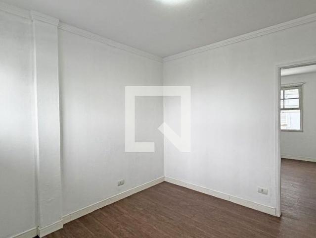 Apartamento aluguel em Região Imediata de Santos, Região Metropolitana da Baixada Santista