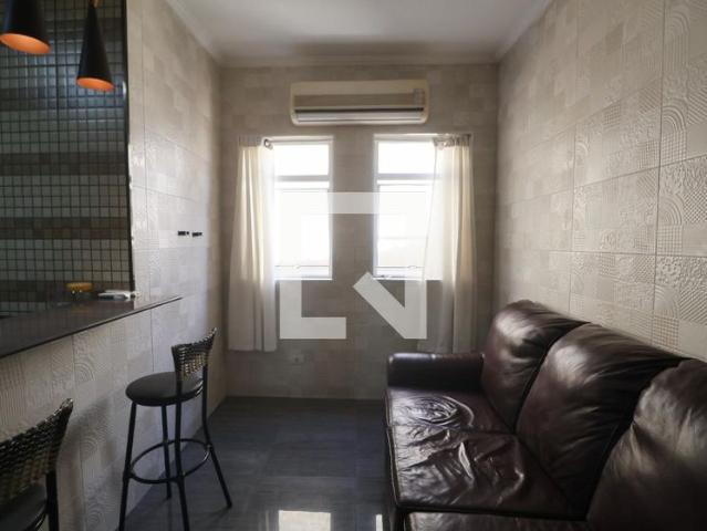 Apartamento aluguel em Região Imediata de Santos, Região Metropolitana da Baixada Santista