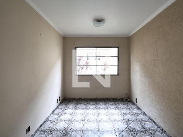 Apartamento aluguel em Jardim Santo André, Santo André