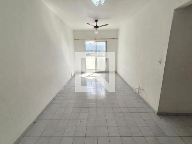 Apartamento aluguel em Região Imediata de Santos, Região Metropolitana da Baixada Santista