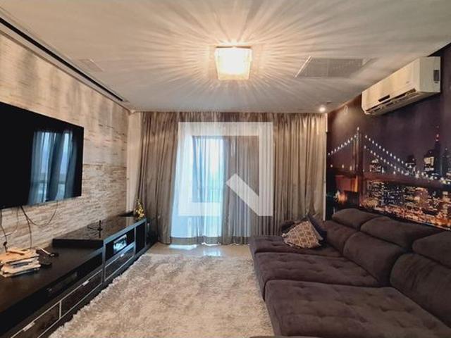 Apartamento aluguel em Região Imediata de Santos, Região Metropolitana da Baixada Santista