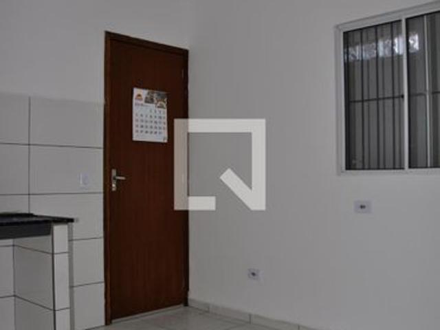 Apartamento aluguel em Jardim Mangalot, São Paulo