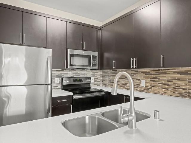 Apartment for rent in Canoga Park, California