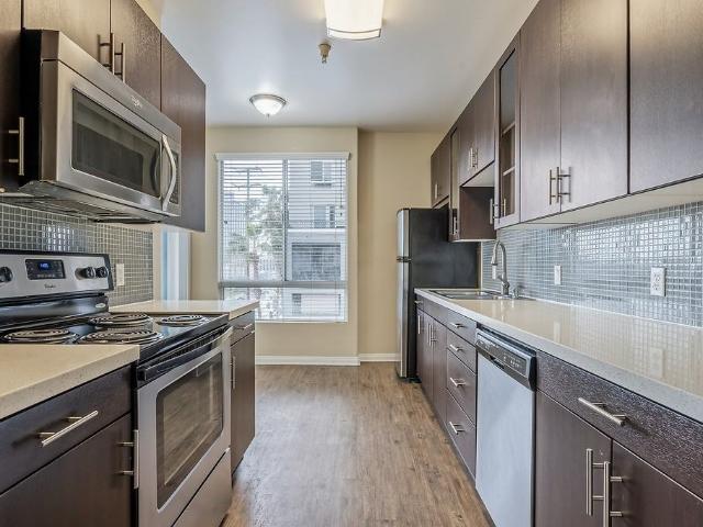 Apartment for rent in Canoga Park, California