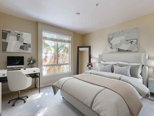 Apartment for rent in Canoga Park, California