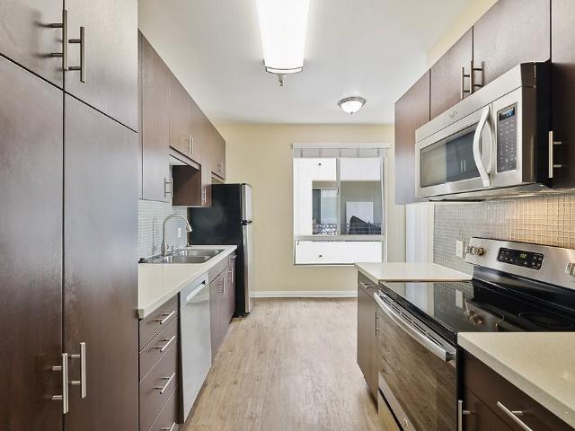 Apartment for rent in Canoga Park, California