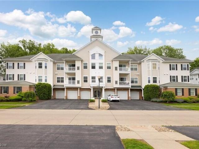 Condo for sale in Avon Lake