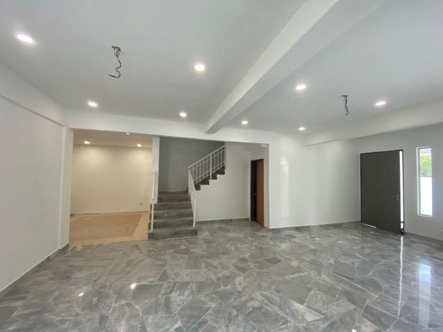 Townhouse for sale in Petaling, Alam Impian