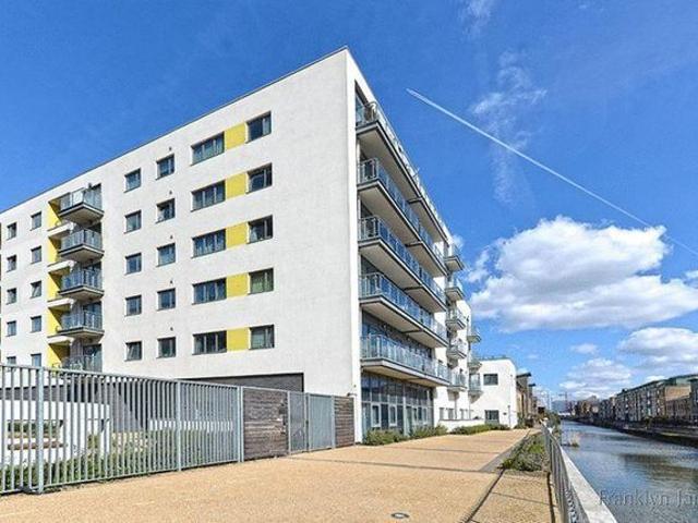 Studio for rent in Bromley-by-Bow, Poplar Grove