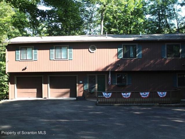 House for sale in Hamlin, Pennsylvania