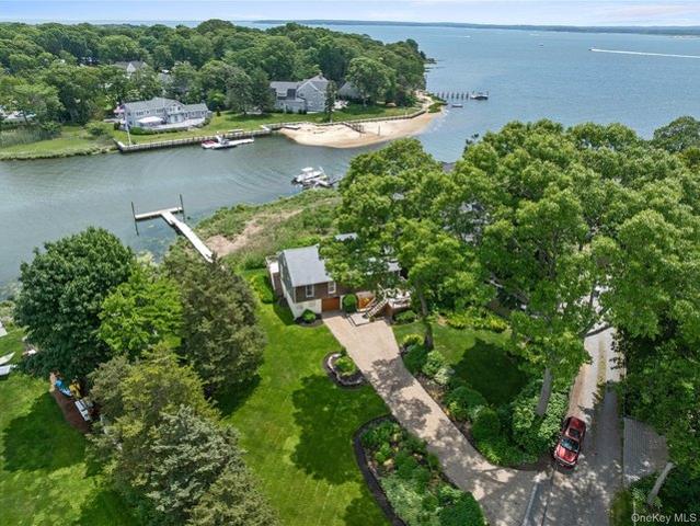 House for sale in Aquebogue, New York