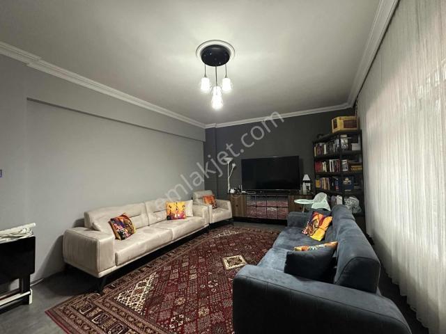 Ümraniye, İstanbul içerisinde satılık mülk