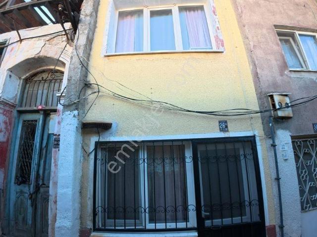 Ayvalik, Balikesir içerisinde satılık Bina