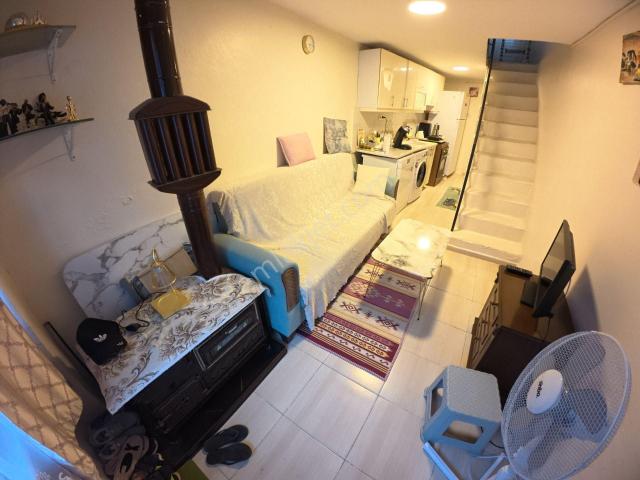 Ayvalik, Balikesir içerisinde satılık Bina