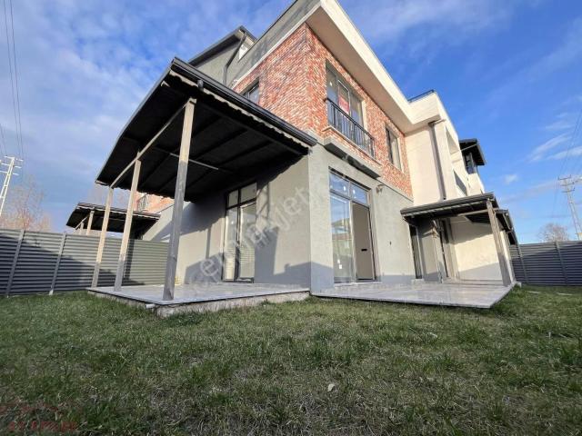 Karasu, Sakarya içerisinde satılık Villa