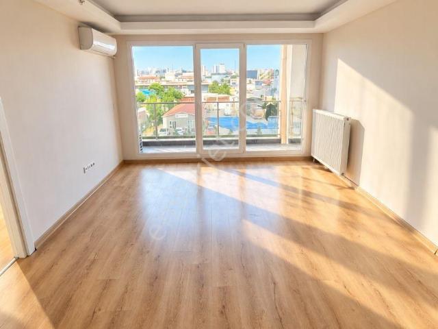 İnönü Mahallesi, Küçükçekmece içerisinde kiralık Residence