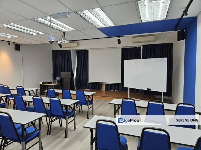Shop for rent in Petaling, Damansara Damai