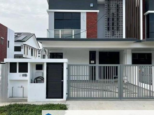 House for sale in Sendayan Village, Negeri Sembilan