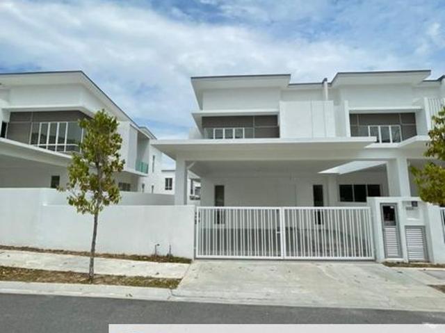 House for sale in Sendayan Village, Negeri Sembilan