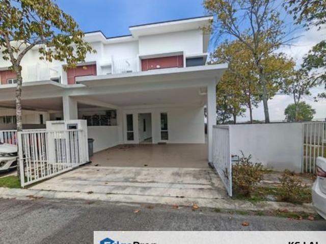 House for sale in Sendayan Village, Negeri Sembilan