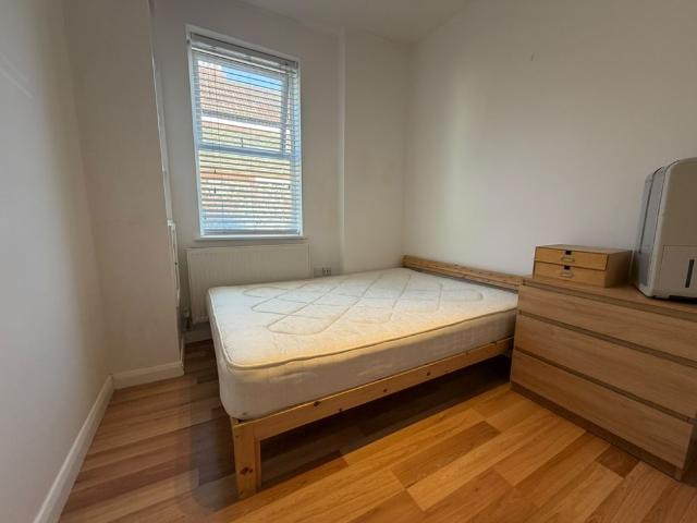 Apartment for rent in Plasnewydd, Falcon Lodge