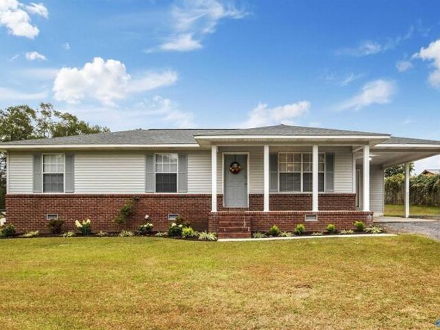 House for sale in Arab, Alabama