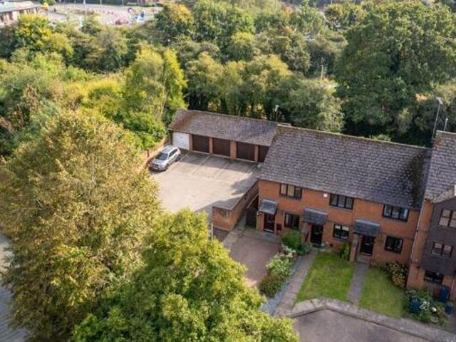 House for sale in Myton Park, Green Close