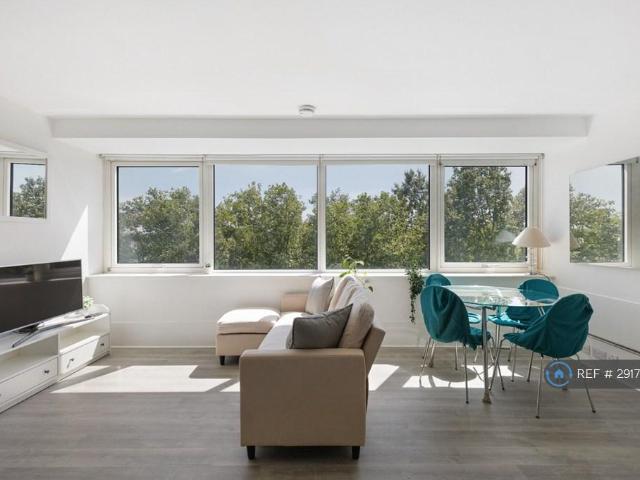Apartment for rent in London Borough of Lewisham, Greater London