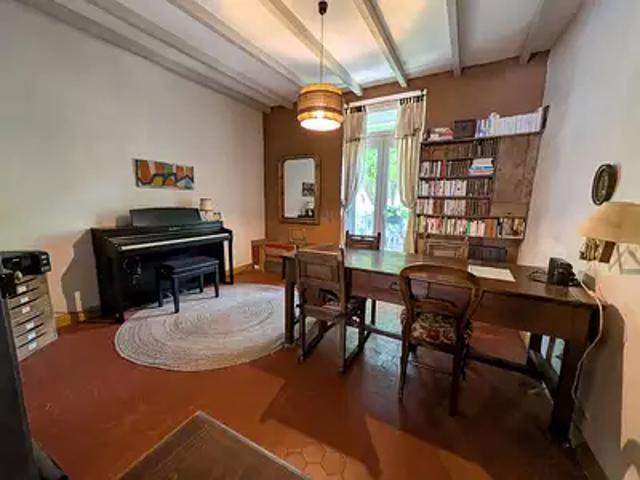 Maison vente à Nîmes, Aramon