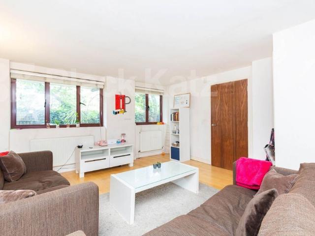 Apartment for rent in Barnsbury, Greater London