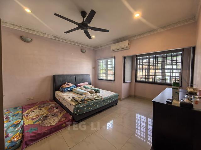 Terraced House for sale in Alam Impian, Selangor