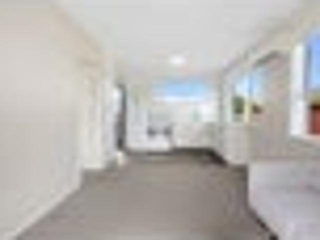 Apartment for rent in Chaslands, Canterbury