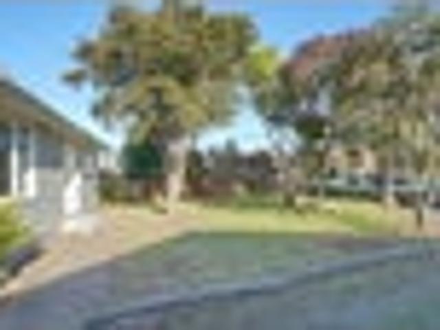House for rent in Chaslands, Canterbury