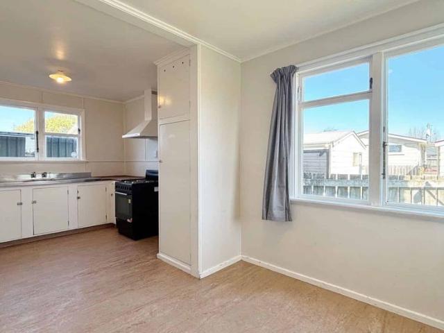 Apartment for rent in Aranui, Christchurch