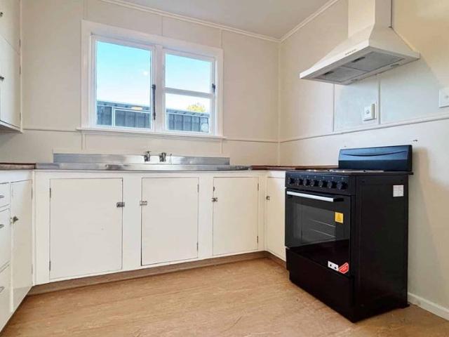 Apartment for rent in Chaslands, Canterbury