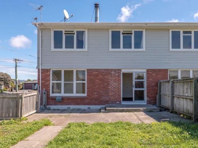 House for rent in Chaslands, Canterbury
