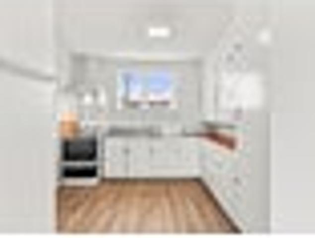 House for rent in Chaslands, Canterbury