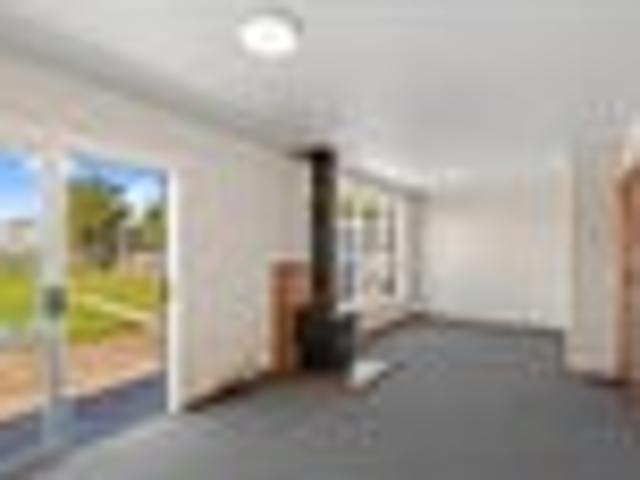 House for rent in Chaslands, Canterbury