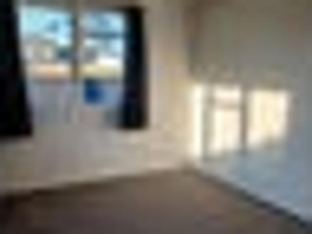 House for rent in Chaslands, Canterbury