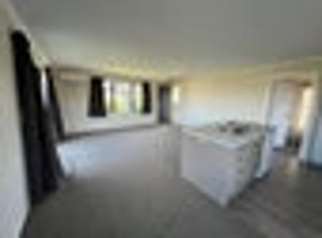 House for rent in Chaslands, Canterbury