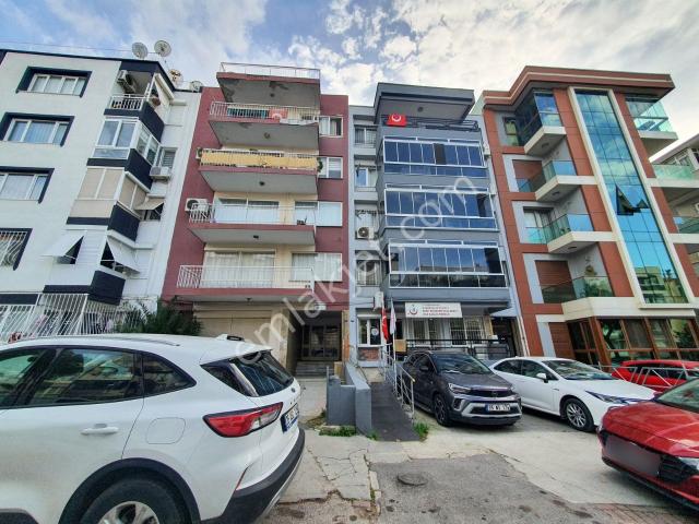 Arap Hasan, Karabağlar içerisinde kiralık mülk