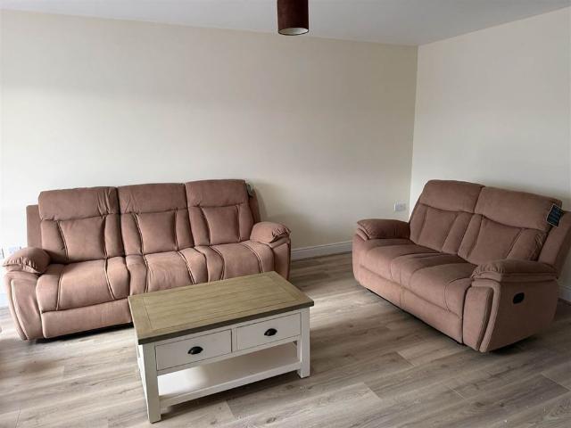Apartment to rent in Burnside, Ulster