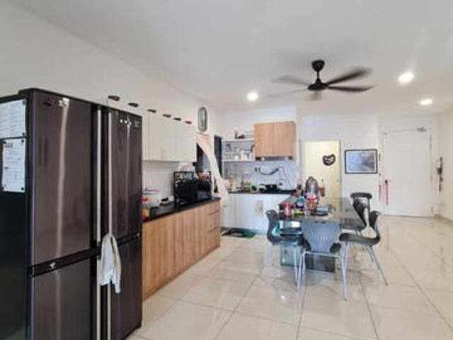 Serviced Residence for sale in Petaling, Damansara Damai