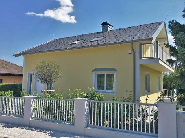 Mehrfamilienhaus mieten in Enzesfeld-Lindabrunn, Niederösterreich
