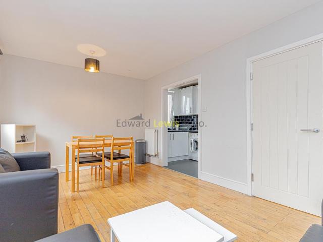 Apartment for rent in Old Ford, Mile End