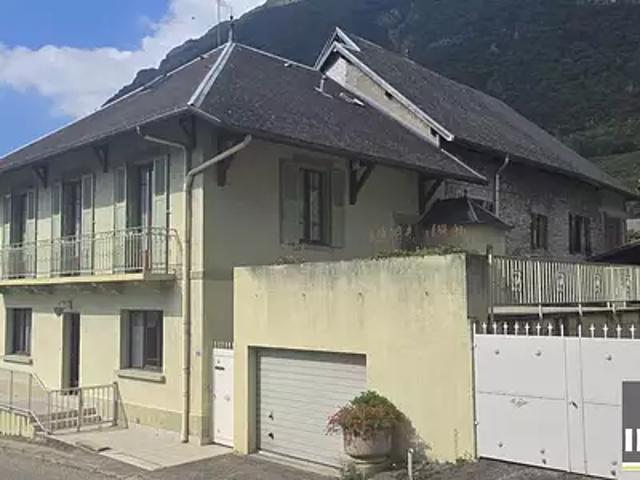 Maison vente à Chambéry, Arbin
